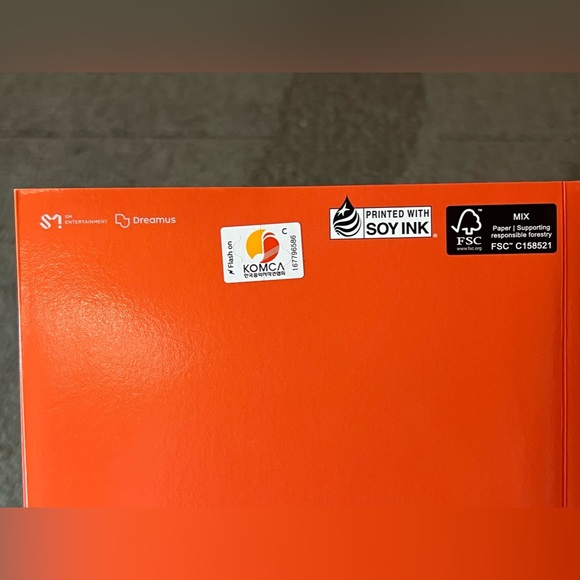 NCT 127 질주 2 Baddies 4th Album 2 Baddies Version w/ Poster K-Pop Kpop Boy Group - Picture 3 of 16